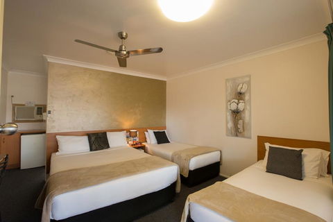 David Motor Inn - Accommodation Sydney 2