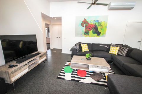 Decked Out At Bright - Sydney 4u 2