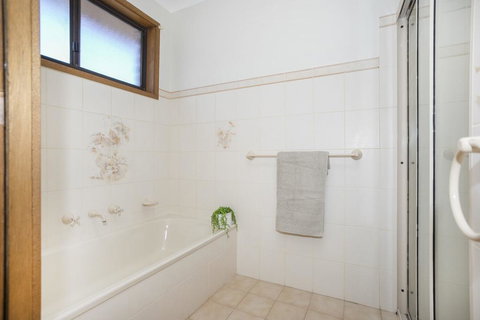 Deering 106, ULLADULLA - Sydney Resort 2