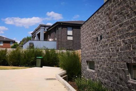Delicate And Peaceful Bundoora Townhouse 11 - Sydney 4u 0