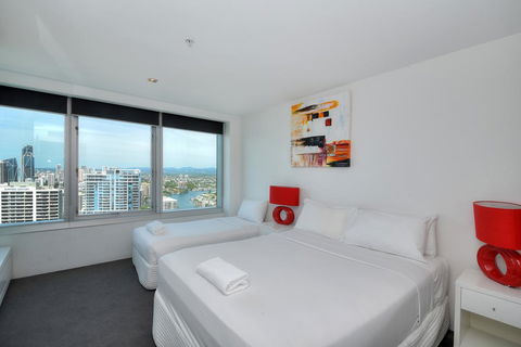 Deluxe Private Apartment In Surfers Paradise - Accommodation Sydney 1