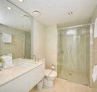 Deluxe Private Apartment in Surfers Paradise - Accommodation Sydney