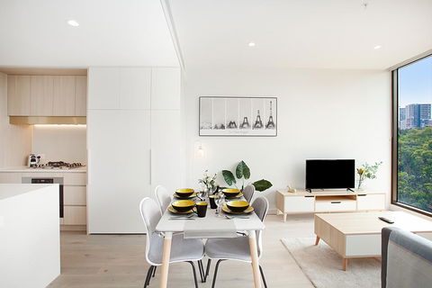Designer Apartment With Balcony In Quiet Suburb - Sydney 4u 2
