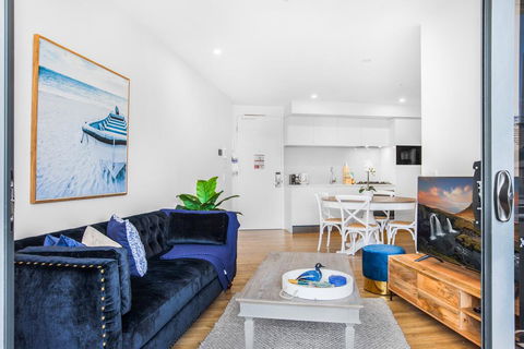 Designer Apartment With Luxury Amenities - Accommodation Sydney 0