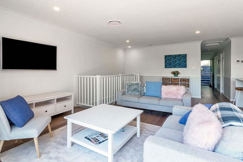 DESIGNER HOLIDAY BEACH PAD // 4 BED // COPA - Sydney 4u 2