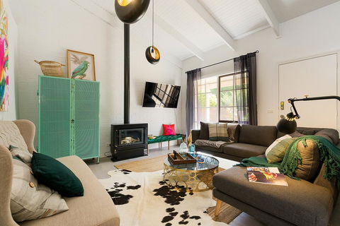 Designer Town Villa - Sydney 4u 0