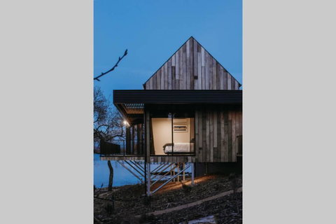 Deviot Boat House - Accommodation Sydney 2