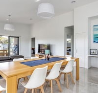 Diamond Bay Beach House brand new - Sydney 4u