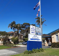 Dolphins of Mollymook Motel and Fifth Green Apartments - Sydney 4u