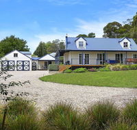 Duncraig House - open fireplace spa pet friendly - Sydney 4u