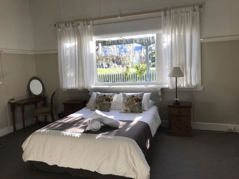 Dunkeld Old Bakery Accommodations - Sydney 4u 0