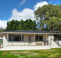 Eagle Bay Beach House - Sydney 4u