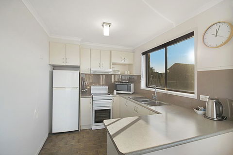 Eagle Heights Holiday Units - Sydney 4u 3