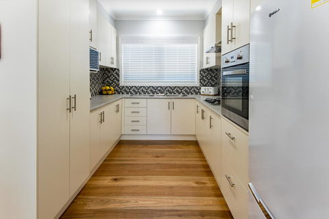 EAGLE VIEW UNIT 5 STAR - Sydney Resort 3