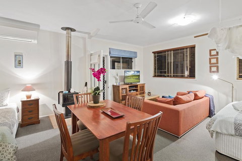 Eden Lodge - Accommodation Sydney 0