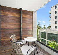 Edgewater 207 - Sydney 4u