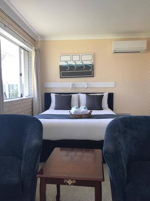 Edgewater Motel - Sydney Resort 3