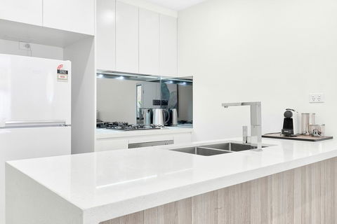 Elegant 2 Bedrooms Terrace With Premium Condition - Sydney 4u 2