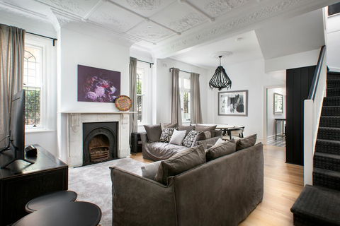 Elegant 3-Bed Heritage House Near Parks And Cafes - Sydney 4u 0