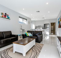 Ella House Adelaide - Sydney 4u