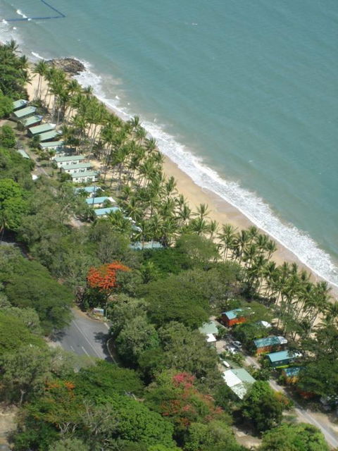 Ellis Beach Oceanfront Bungalows - Sydney 4u 3