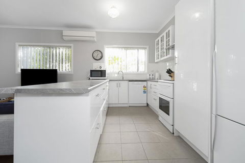 Eloora House, Blue Bay - Sydney 4u 2