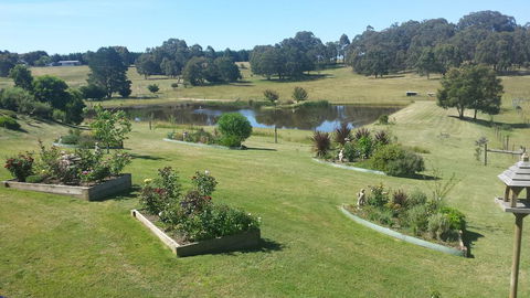 Emu Lodge Country Retreat - Sydney 4u 0