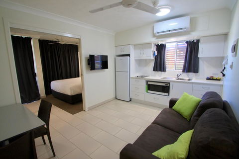 Endeavour Inn Emu Park - Sydney 4u 0