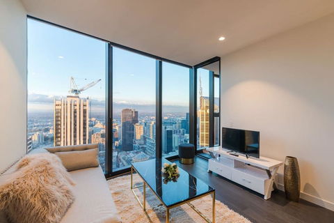 EQ Tower Luxury 2 Bedroom Skyline CBD Apartment - Sydney 4u 2