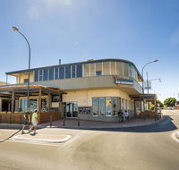Esplanade Hotel Adelaide - Sydney 4u