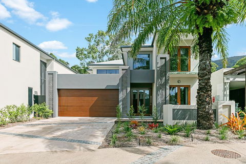 Esprit Luxury Retreat Palm Cove - Sydney 4u 0
