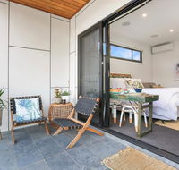 Eternity 141 - Room with private bathroom balcony bed  breakfast - Sydney 4u