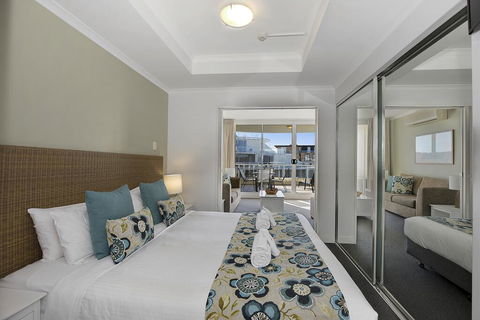 Ettalong Beach Luxury Apartments - Sydney 4u 2