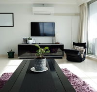 Excluza - Sydney 4u