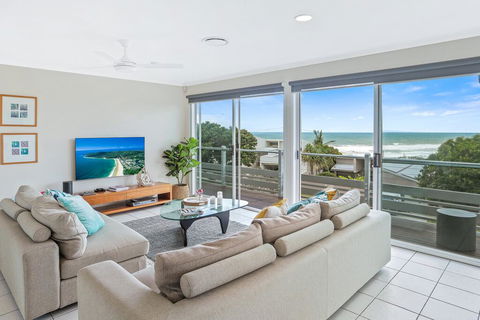 Expansive Ocean Views, Sunrise Beach - Sydney 4u 2