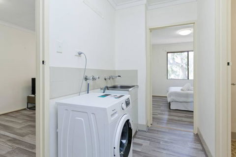 Fabulous Location Near Perth Zoo With Free Parking - Accommodation Sydney 2