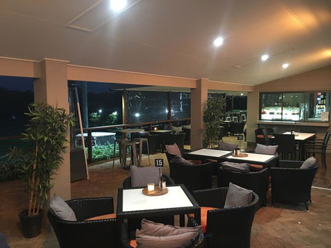 Fairway Village @ Windaroo Lakes Golf Club - Sydney 4u 2