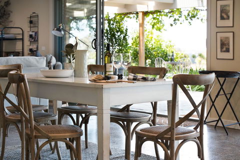 Farmer Smith Estate - Sunrise Retreat - Sydney 4u 2