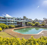 Fathoms 14 - Mollymook - Sydney 4u