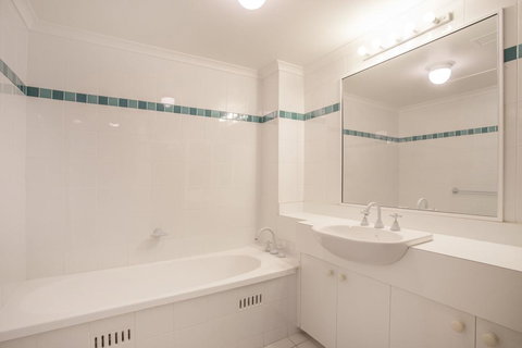 Fathoms 6 - Mollymook - Sydney Resort 2