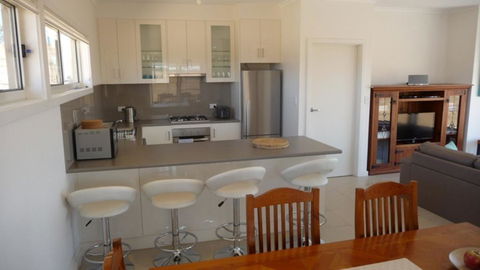 Fleurieu Coastal Retreat - Lot 150 Myponga Beach Road - Sydney 4u 3