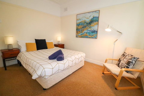 Flexi 2 At Belmont - Accommodation Sydney 3