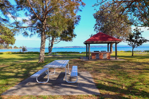 Flexi 2 At Belmont - Accommodation Sydney 2