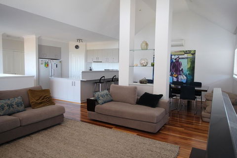 Flinders View - Sydney 4u 3