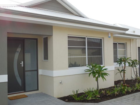 Frangipani Villa Innaloo - Accommodation Sydney 0