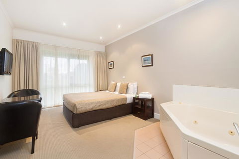 Frankston Holiday Park And Sandhurst Motel - Sydney 4u 2