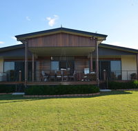 Fraser Views bed and breakfast - Sydney 4u