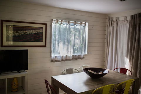Funky Flat On Acreage - Sydney 4u 2