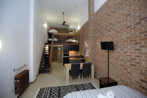 Gables 11 On Clyde Street - Accommodation Sydney 0