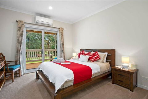 GALBRAITH BEACH STUDIO 2 - Accommodation Sydney 0